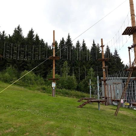 Sportcentrum Klinovec Loučná pod Klínovcem Zewnętrze zdjęcie