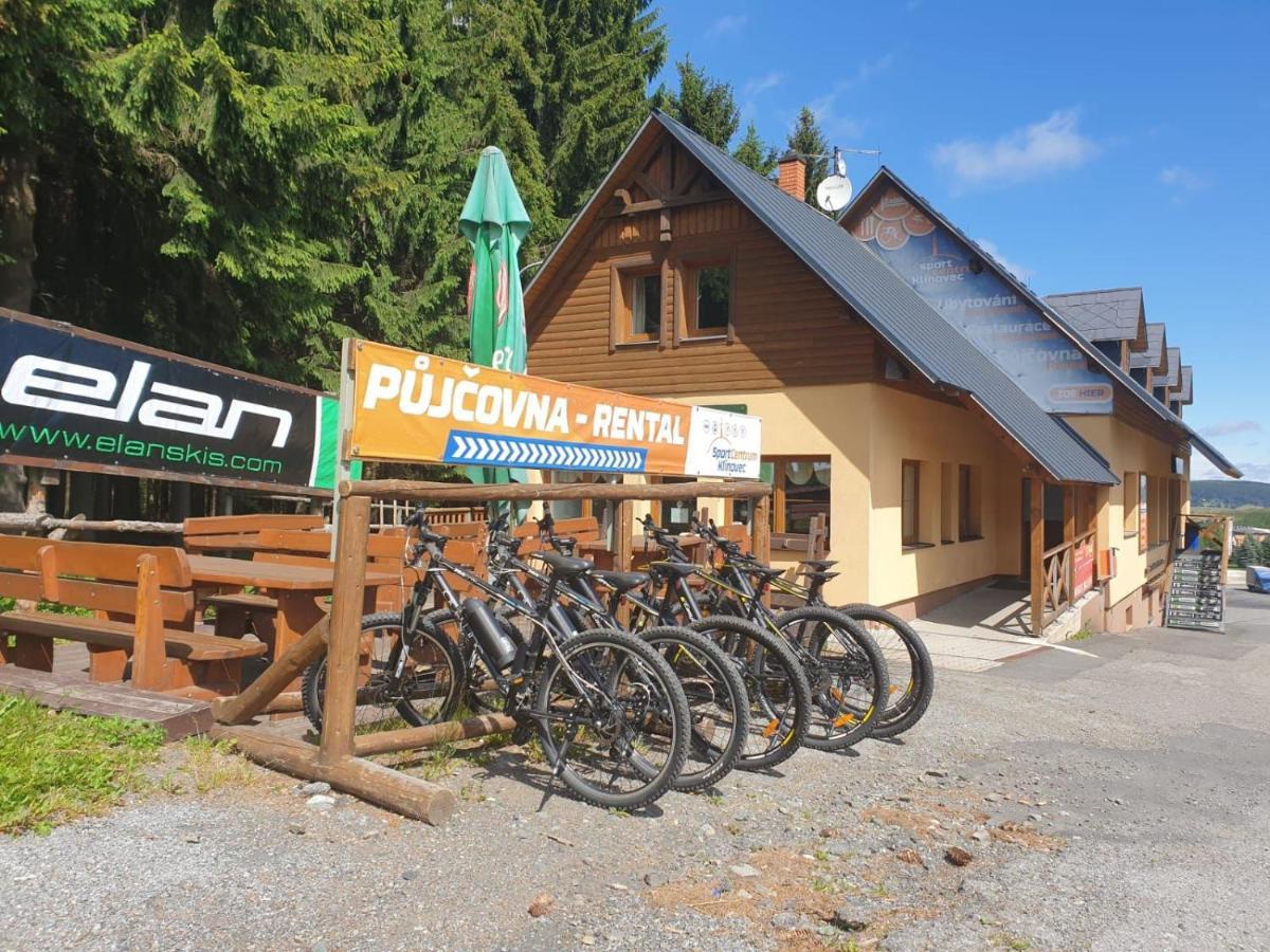 Sportcentrum Klinovec Loučná pod Klínovcem Zewnętrze zdjęcie